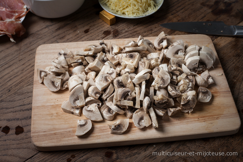 Champignons préparés pour le multicuiseur