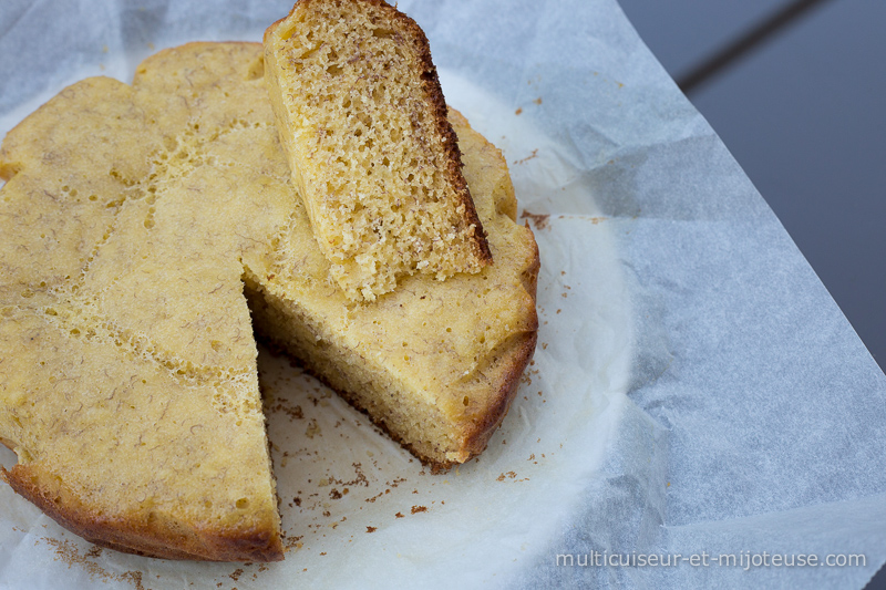 Gâteau à la banane au multicuiseur